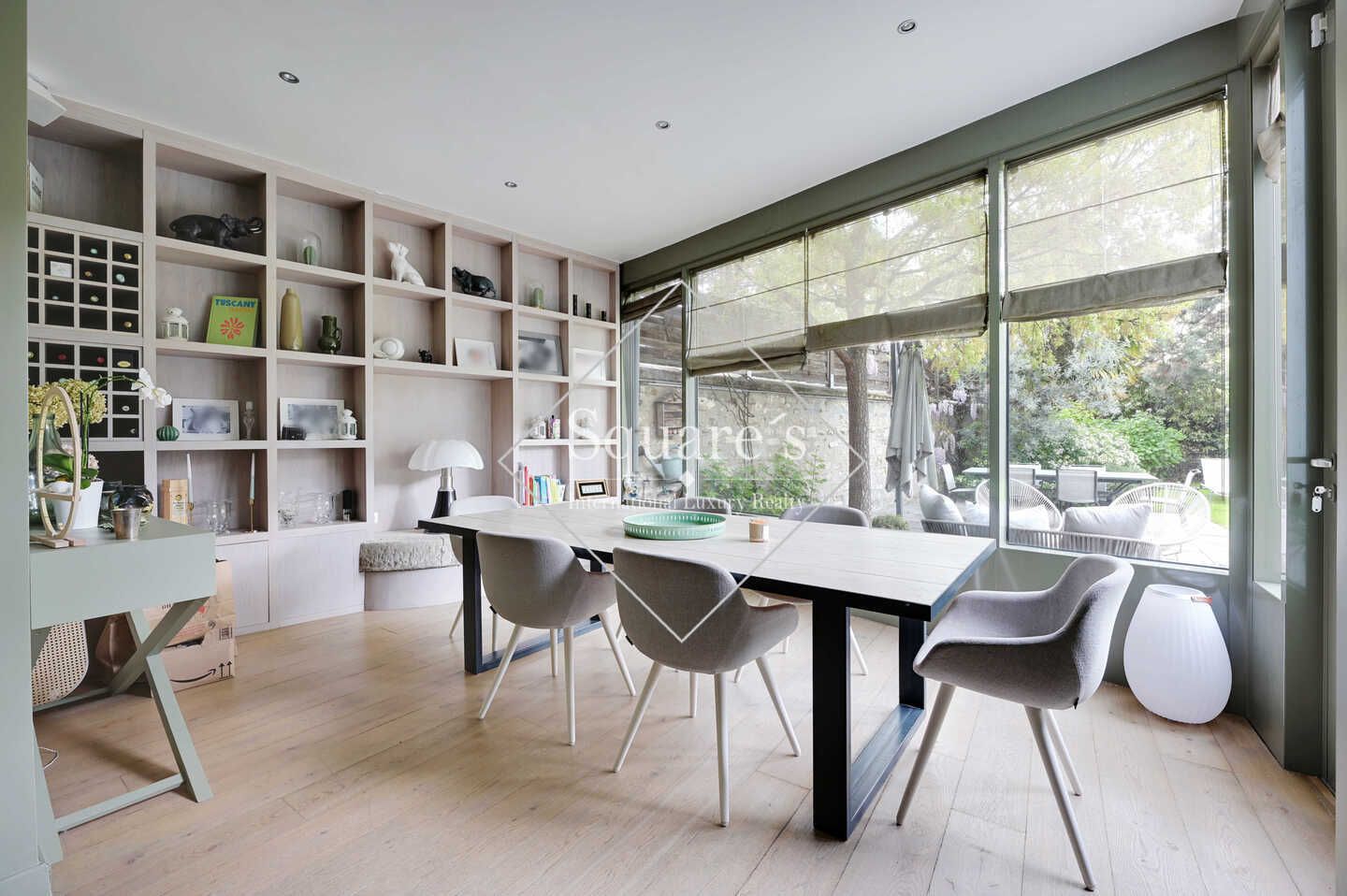 house 7 Rooms for sale on La Garenne Colombes (92250) Sale House La Garenne-Colombes 7 Rooms 263 m²