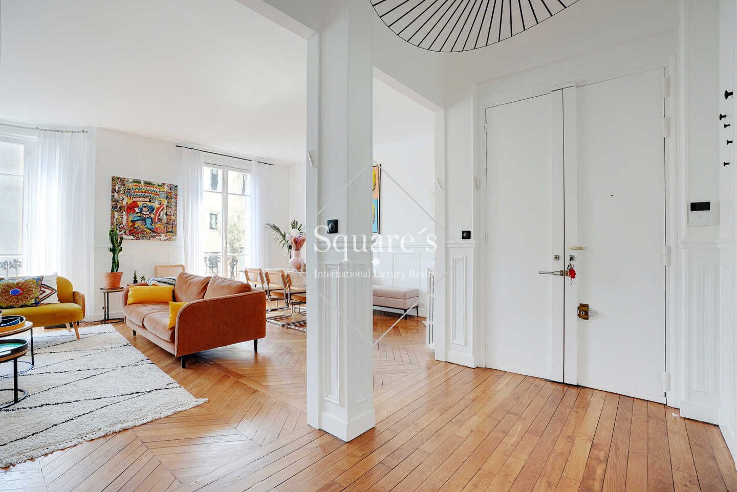 apartment 4 Rooms for sale on Neuilly-sur-Seine (92200)