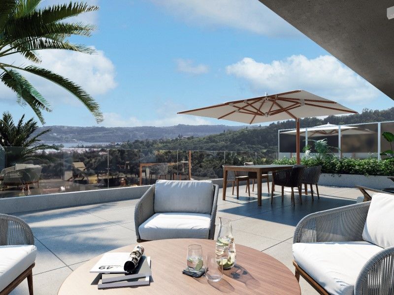 apartment 6 Rooms for sale on Lisboa (1070)