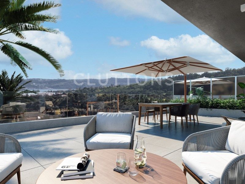 apartment 6 Rooms for sale on Lisboa (1070)