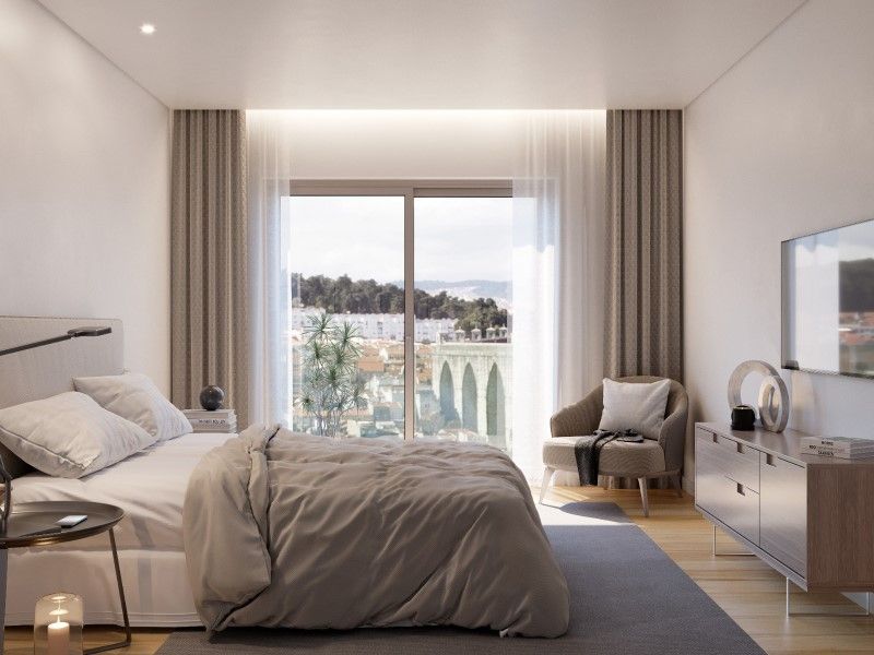 apartment 7 Rooms for sale on Lisboa (1070)