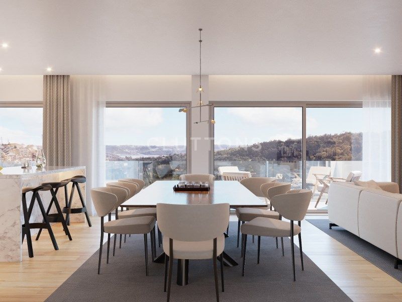 apartment 7 Rooms for sale on Lisboa (1070)