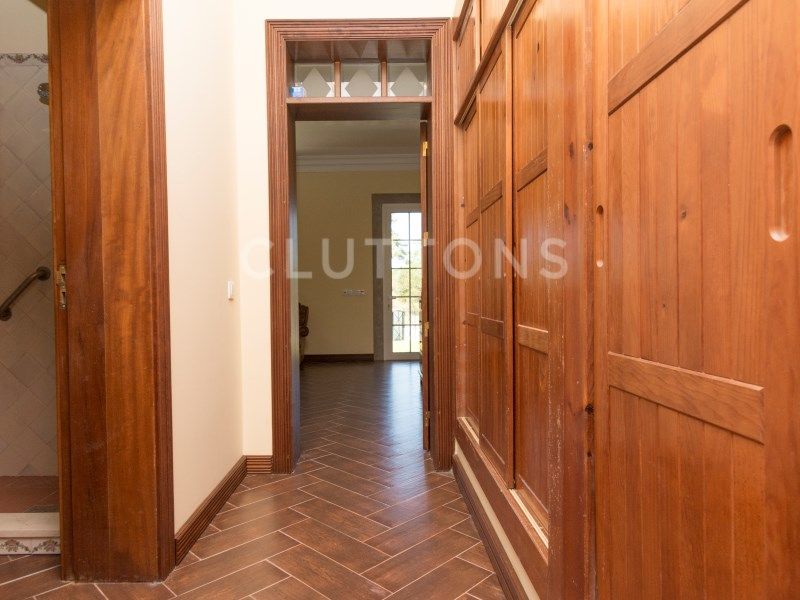 house 10 Rooms for sale on Grândola (7570)