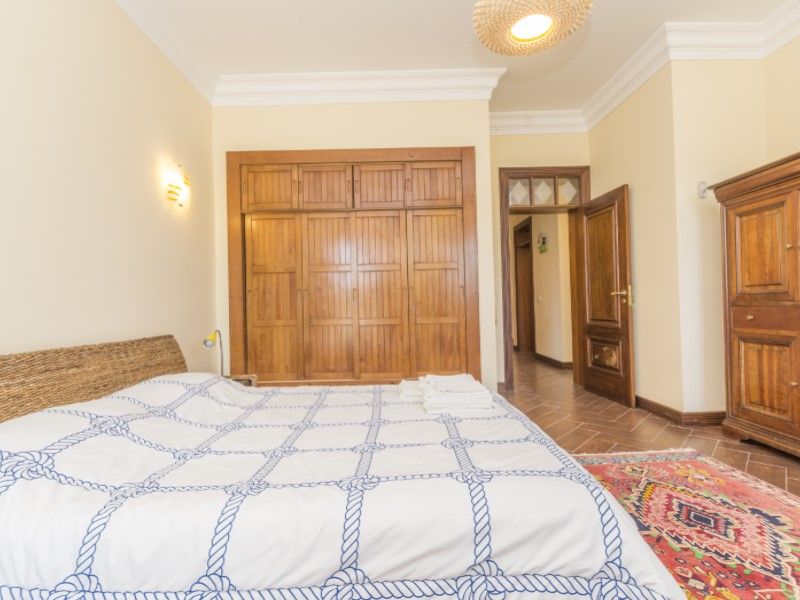 house 10 Rooms for sale on Grândola (7570)
