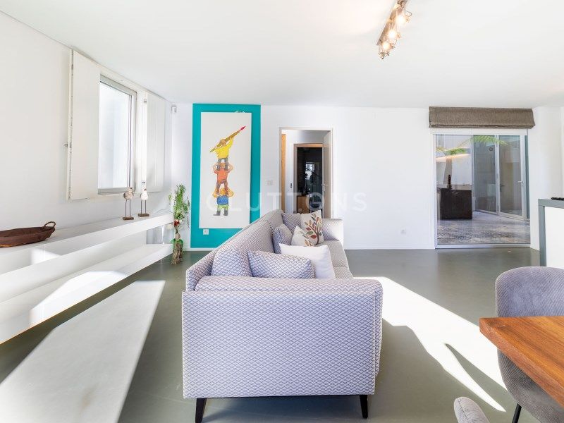 house 10 Rooms for sale on Cascais (2765)