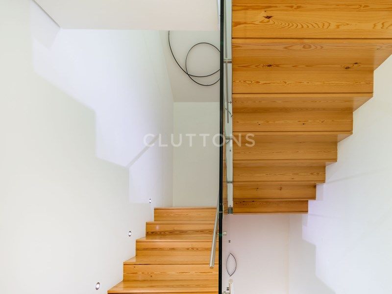 house 10 Rooms for sale on Cascais (2765)