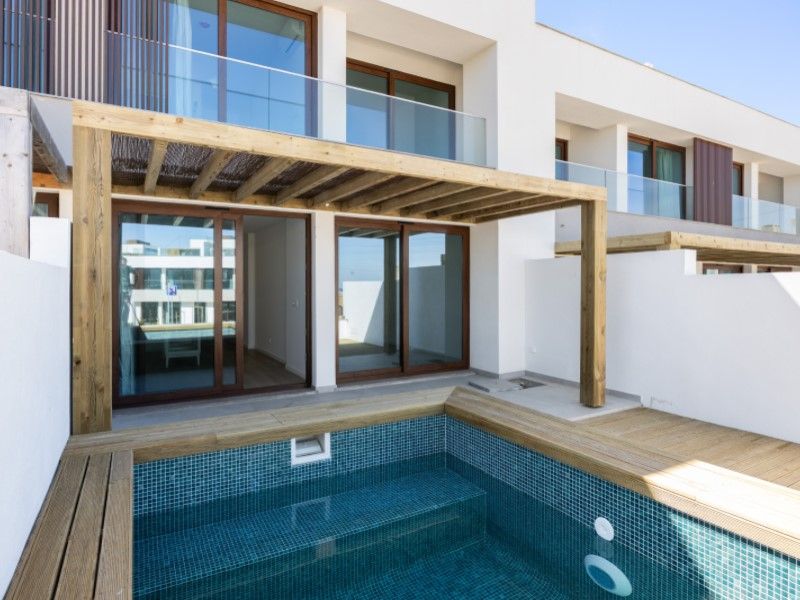 apartment 6 Rooms for sale on Sines (7520)
