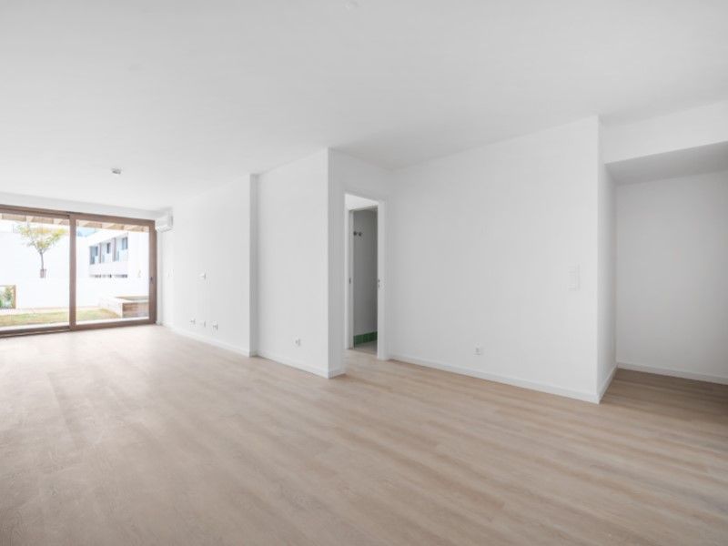 appartement 6 Pièces en vente sur Sines (7520)