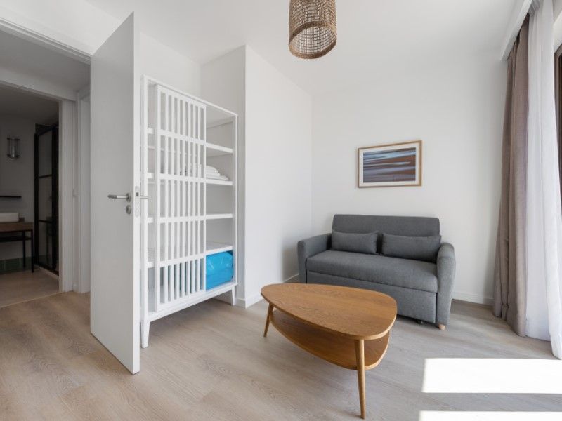 apartment 6 Rooms for sale on Sines (7520)