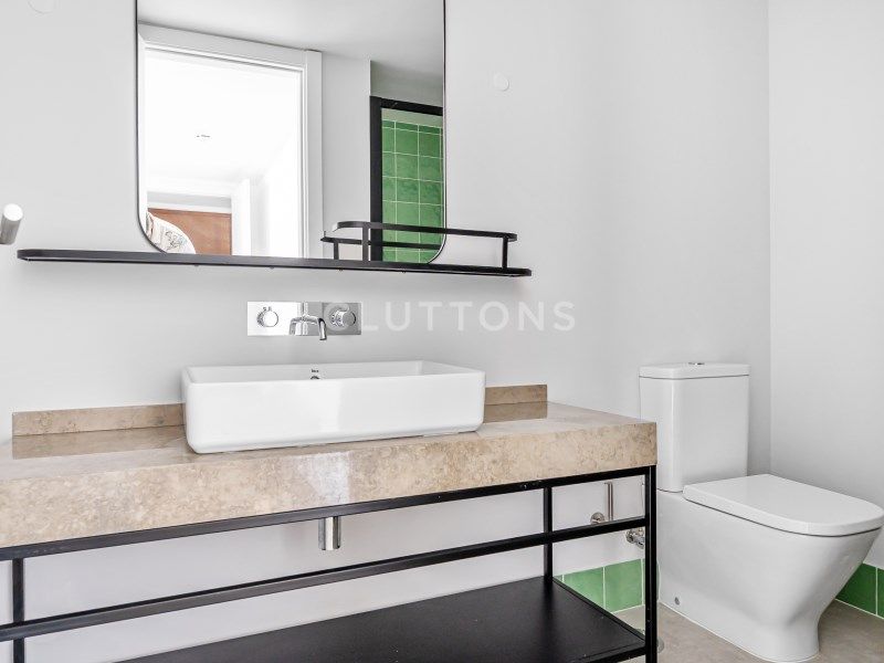 apartment 6 Rooms for sale on Sines (7520)