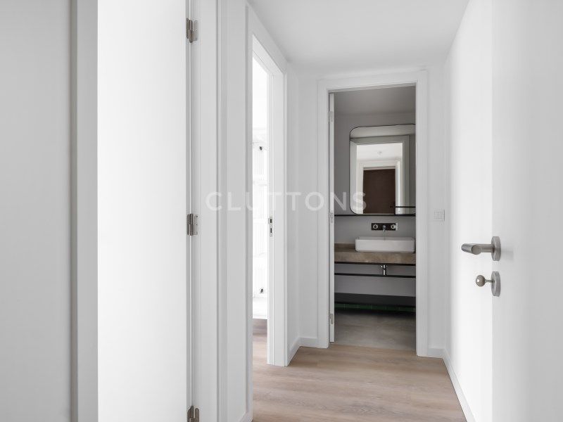 apartment 6 Rooms for sale on Sines (7520)