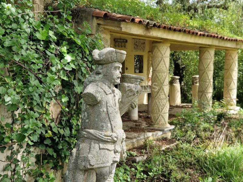 farmhouse 21 Rooms for sale on Setúbal (2900)