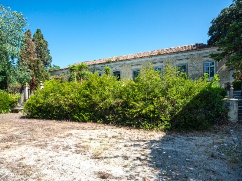 farmhouse 21 Rooms for sale on Setúbal (2900)