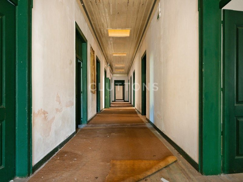 farmhouse 21 Rooms for sale on Setúbal (2900)