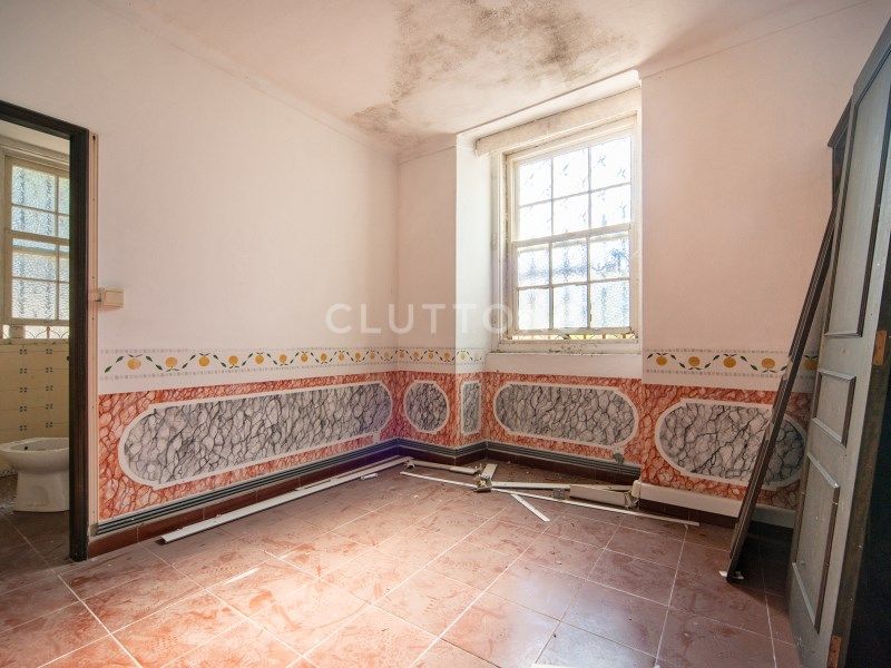 farmhouse 21 Rooms for sale on Setúbal (2900)