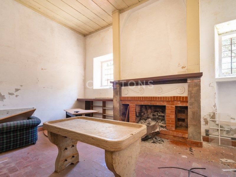 farmhouse 21 Rooms for sale on Setúbal (2900)