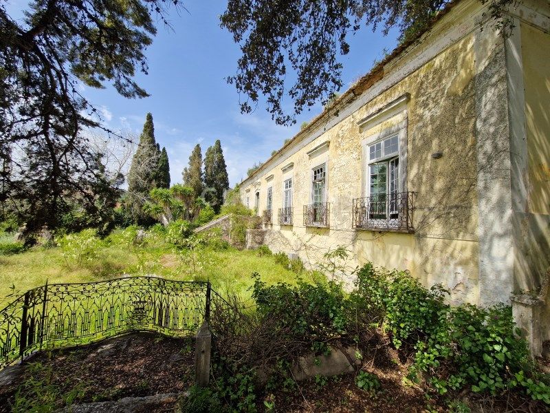 farmhouse 21 Rooms for sale on Setúbal (2900)