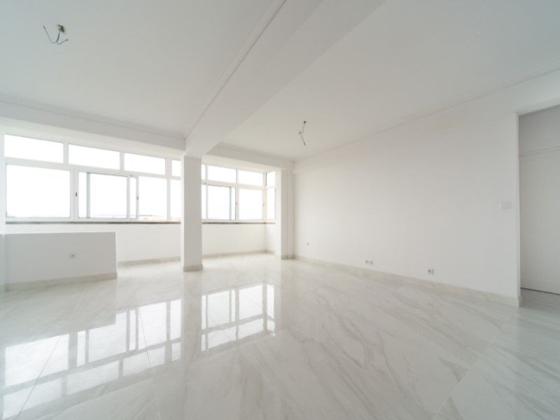 apartment 6 Rooms for sale on Cascais (2775) Sale Apartment Cascais 6 Rooms