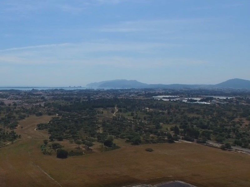 terrain 2 Pièces en vente sur Setúbal (2910)