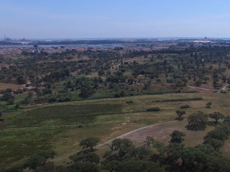 terrain 2 Pièces en vente sur Setúbal (2910)