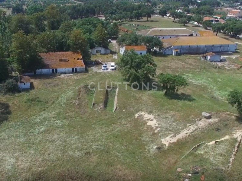 terrain 2 Pièces en vente sur Setúbal (2910)