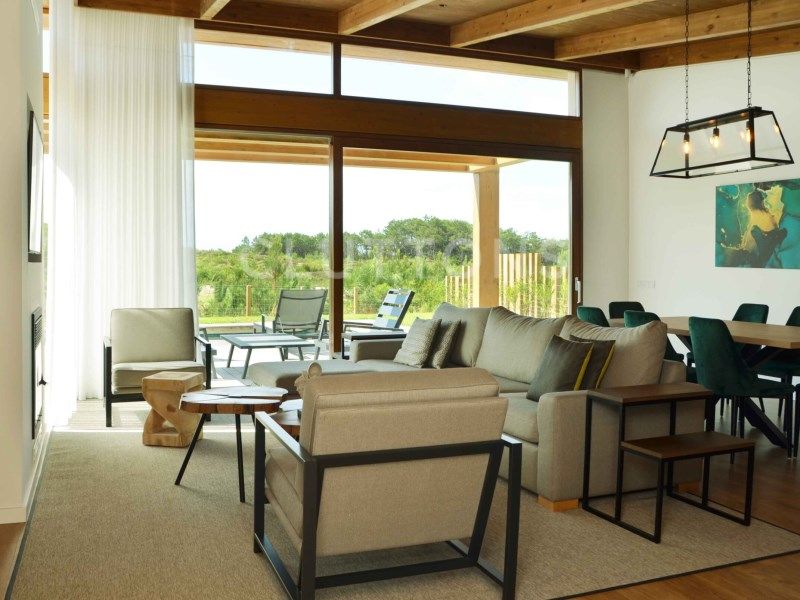 house 9 Rooms for sale on Óbidos (2510)