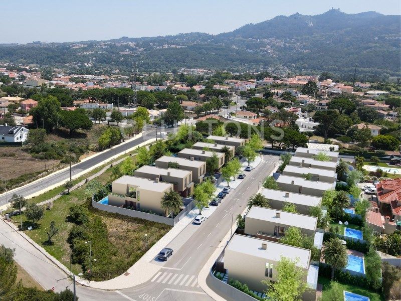 house 8 Rooms for sale on Sintra (2710)