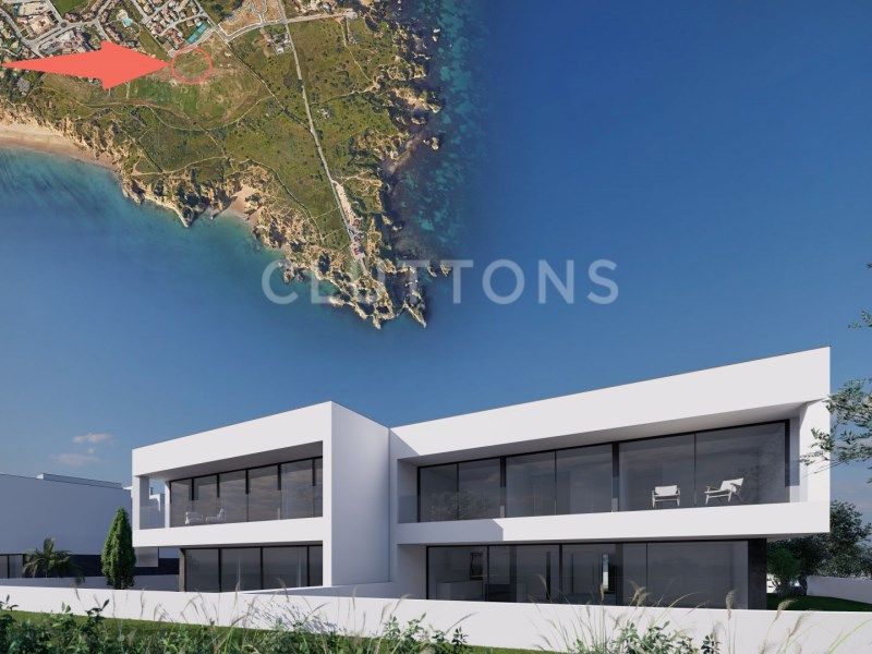 house 9 Rooms for sale on Lagos (8600)