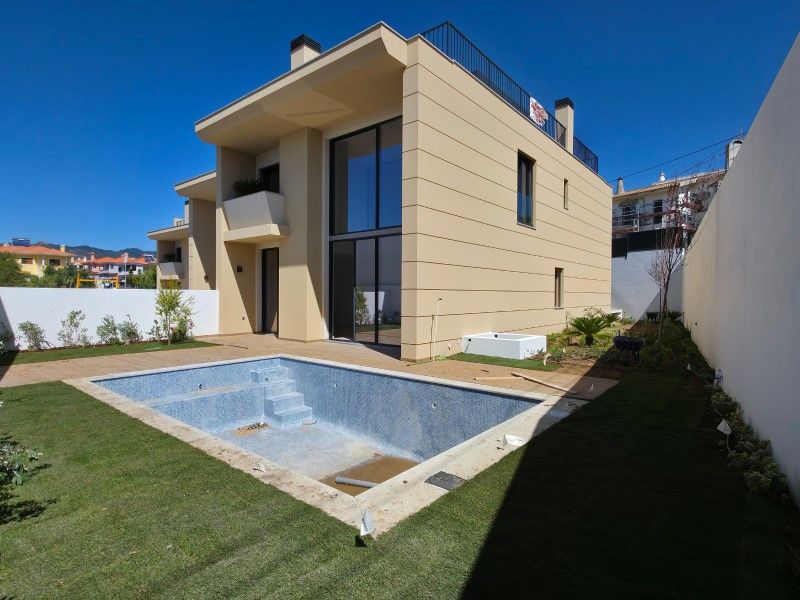 Sale House Cascais 10 Rooms
