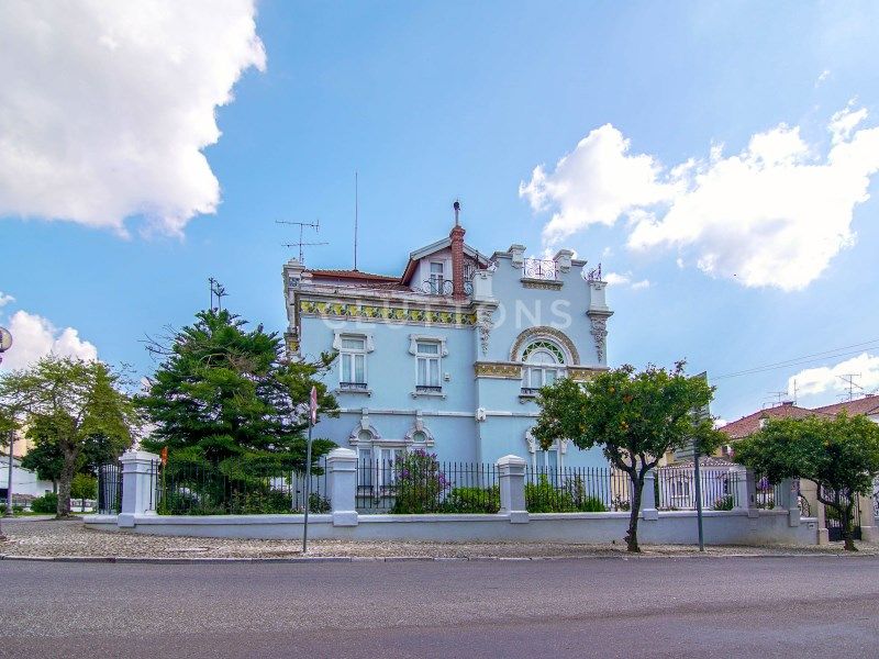 maison 11 Pièces en vente sur Estremoz (7100)