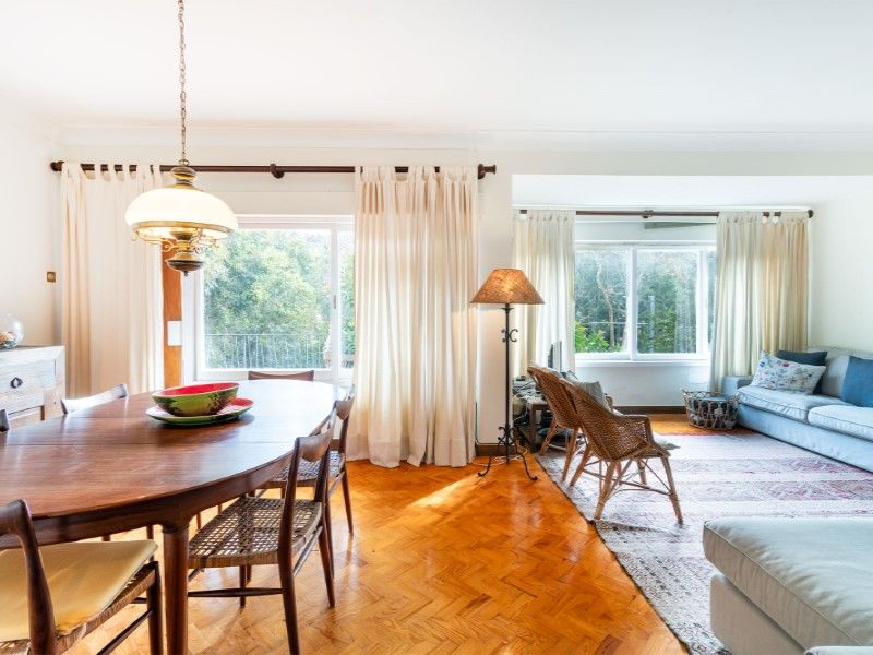 house 15 Rooms for sale on Sintra (2710)