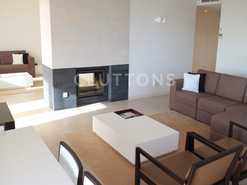 apartment 5 Rooms for sale on Grândola (7570)