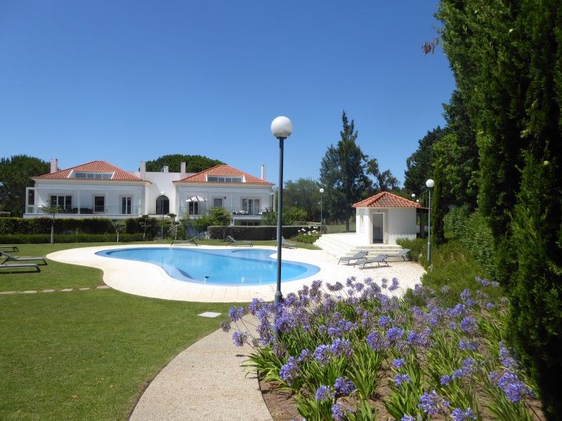 apartment 9 Rooms for sale on Cascais (2645)