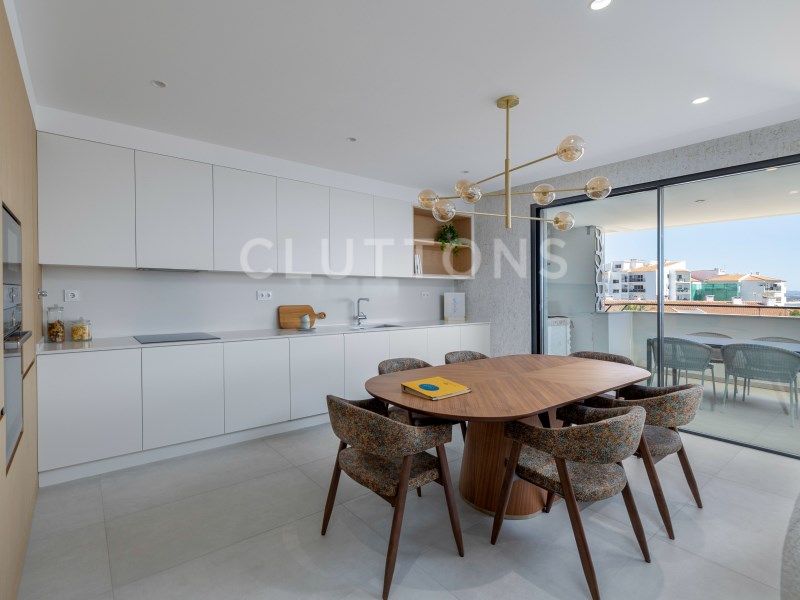 appartement 4 Pièces en vente sur Lagos (8600)