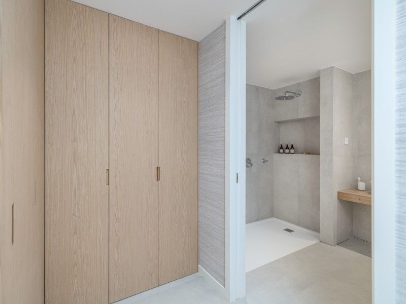 apartment 4 Rooms for sale on Lagos (8600)