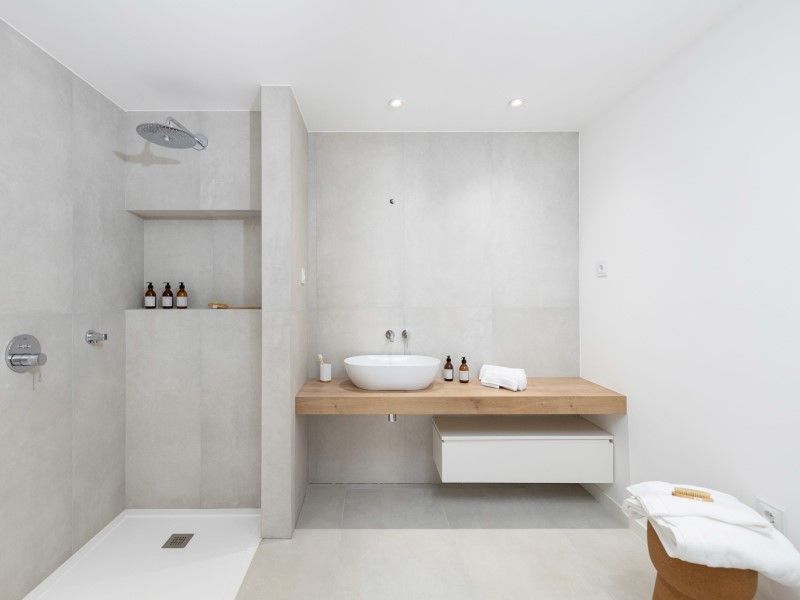 apartment 4 Rooms for sale on Lagos (8600)