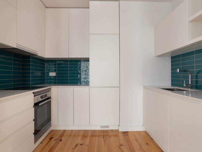 apartment 5 Rooms for sale on Lisboa (1250)