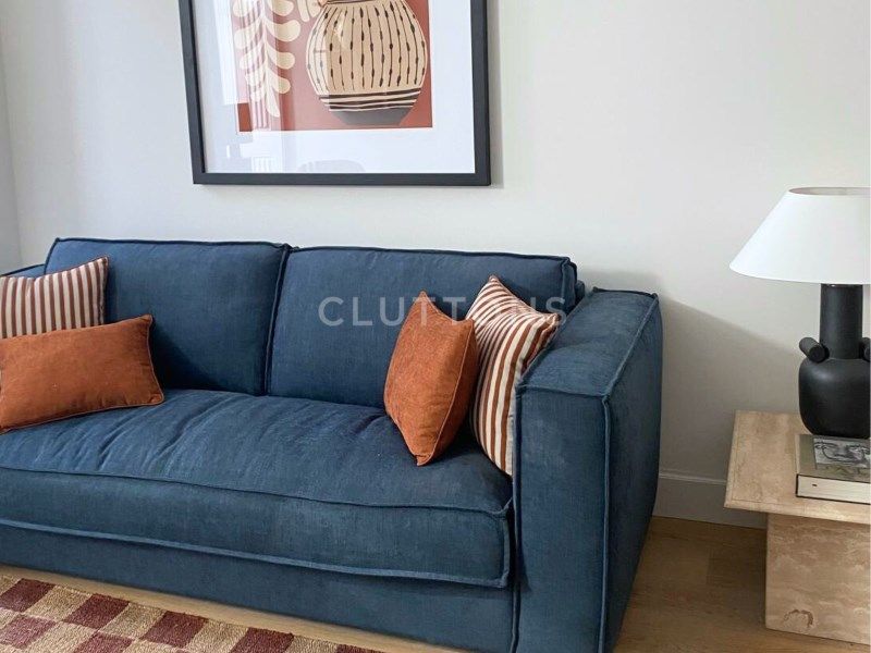 apartment 8 Rooms for sale on Lisboa (1200)