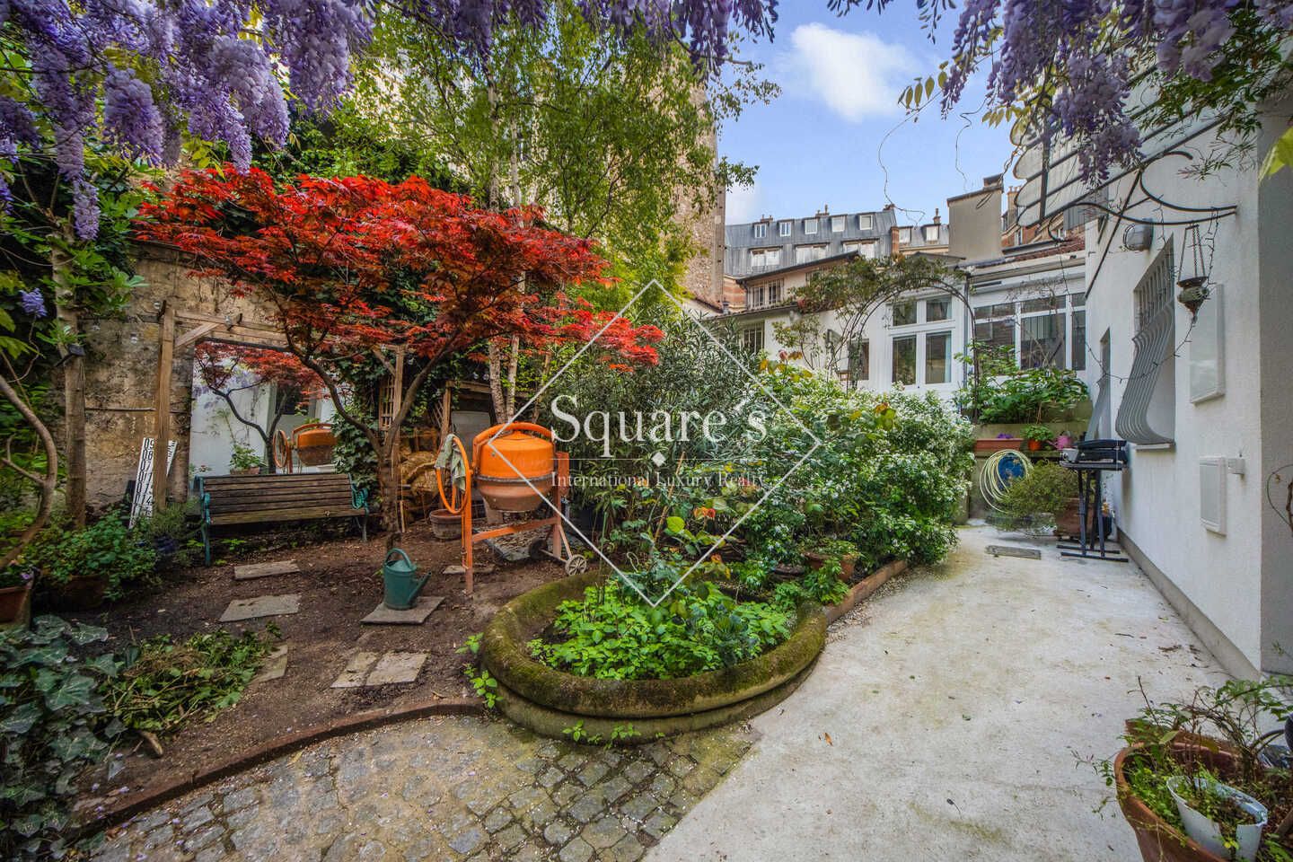 apartment 5 Rooms for sale on Paris 10ème (75010)