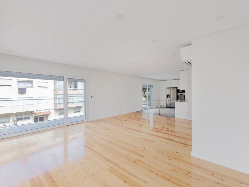 apartment 8 Rooms for sale on Cascais (2765)