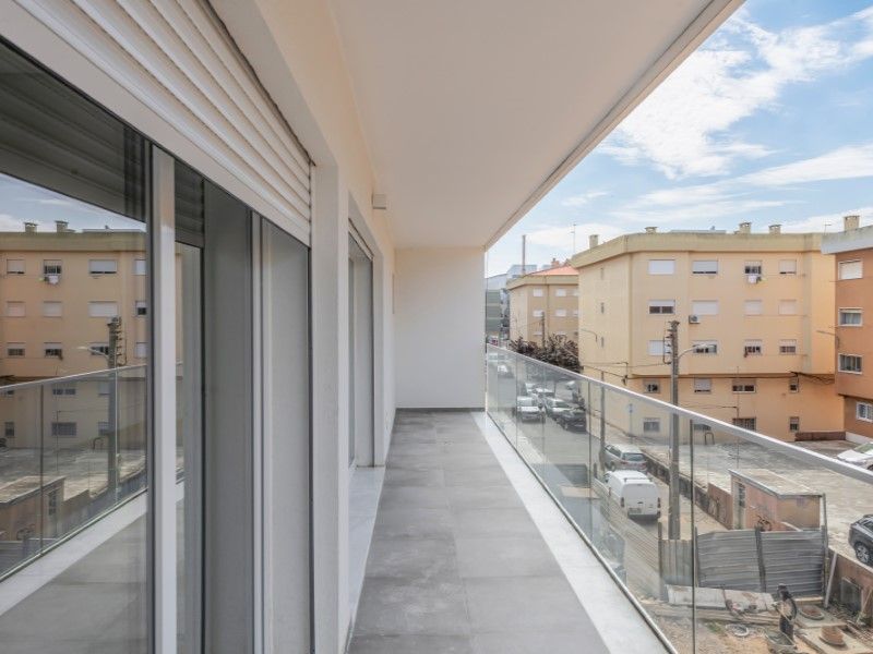 apartment 8 Rooms for sale on Cascais (2765)