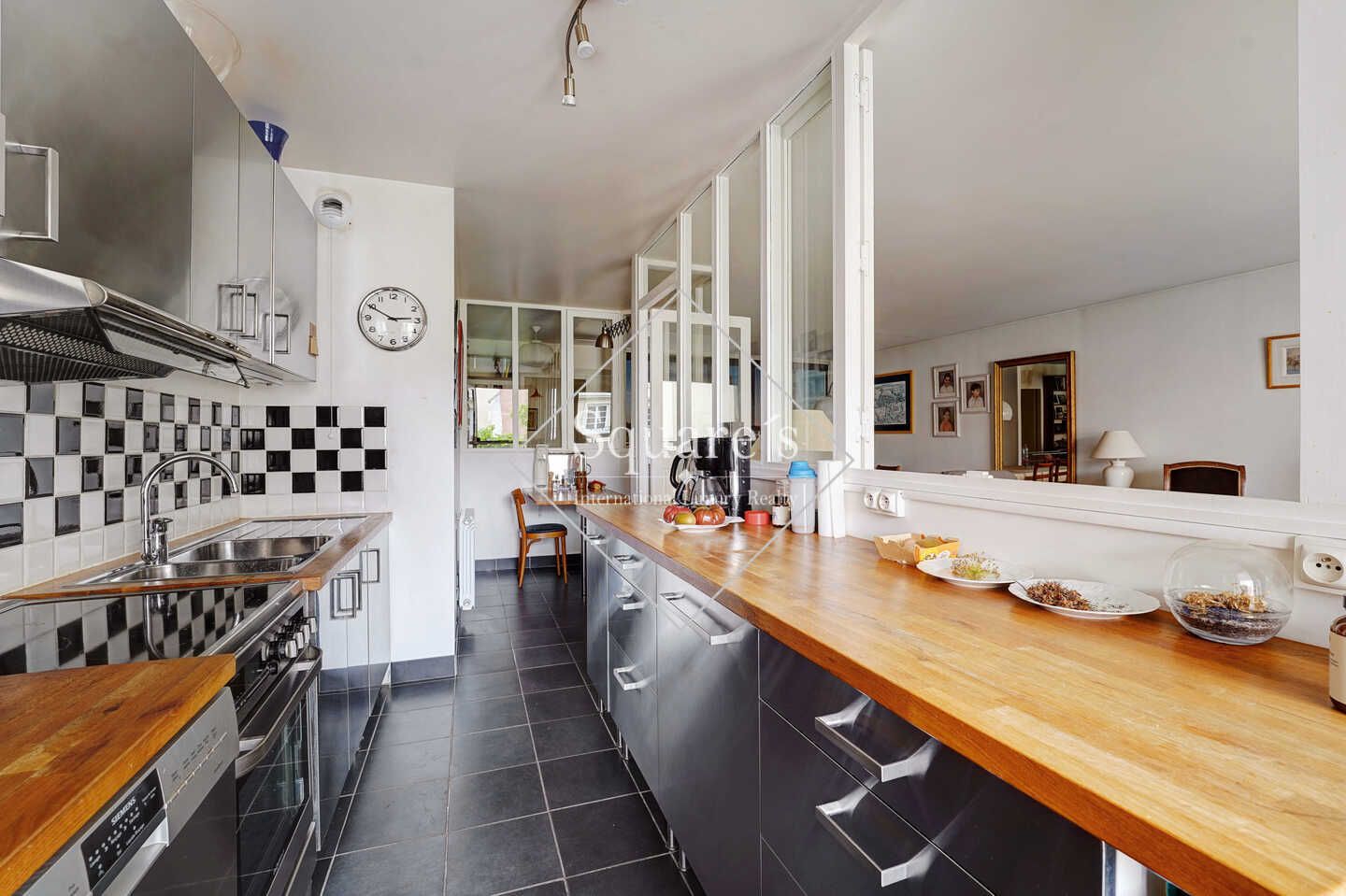 appartement 4 Pièces en vente sur La Garenne Colombes (92250)