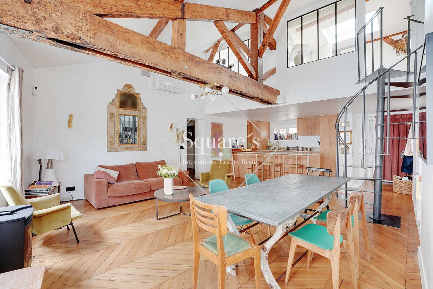 apartment 5 Rooms for sale on Paris 7ème (75007) Sale Apartment Paris 7ème 5 Rooms 148 m²