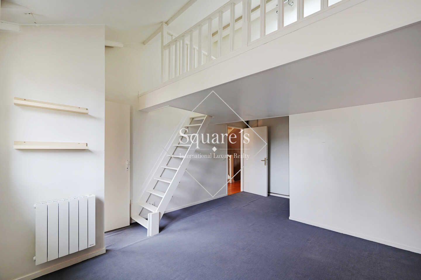 apartment 7 Rooms for sale on La Garenne Colombes (92250)