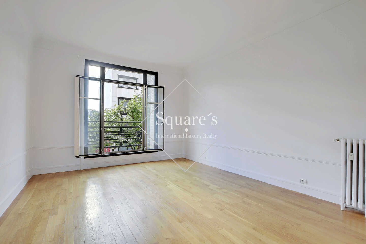 apartment 6 Rooms for sale on Neuilly-sur-Seine (92200)