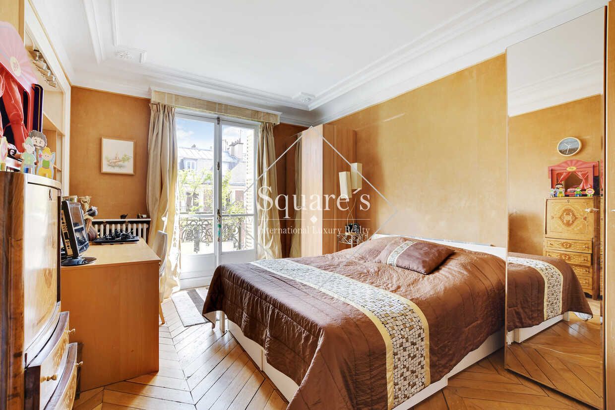 apartment 6 Rooms for sale on Paris 8ème (75008)