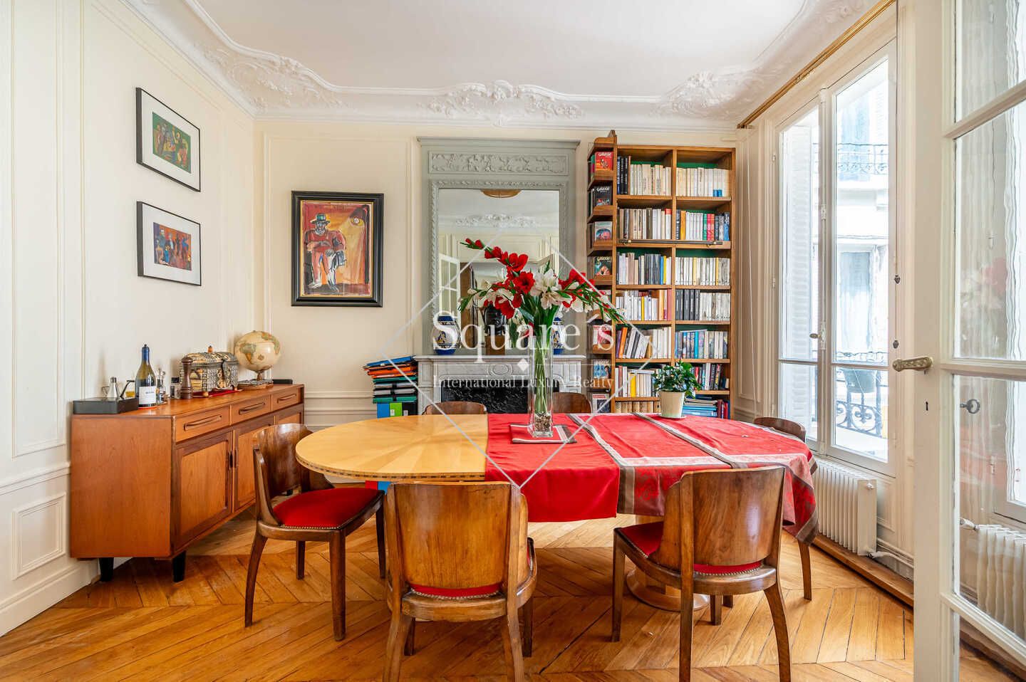 apartment 4 Rooms for sale on Paris 7ème (75007) Sale Apartment Paris 7ème 4 Rooms 96 m²