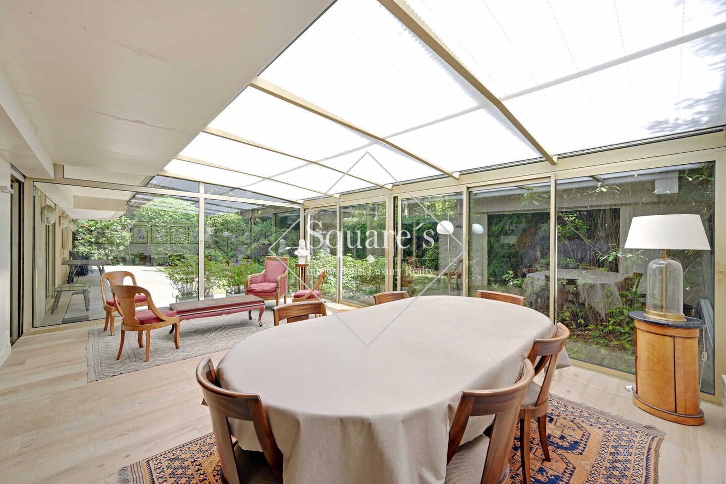 appartement 8 Pièces en vente sur Neuilly-sur-Seine (92200)