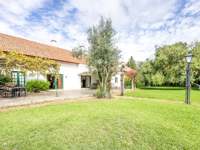 maison 21 Pièces en vente sur Estremoz (7100)