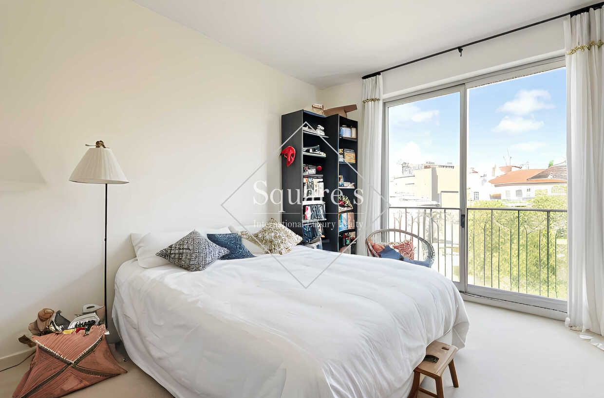 apartment 4 Rooms for sale on Neuilly-sur-Seine (92200)